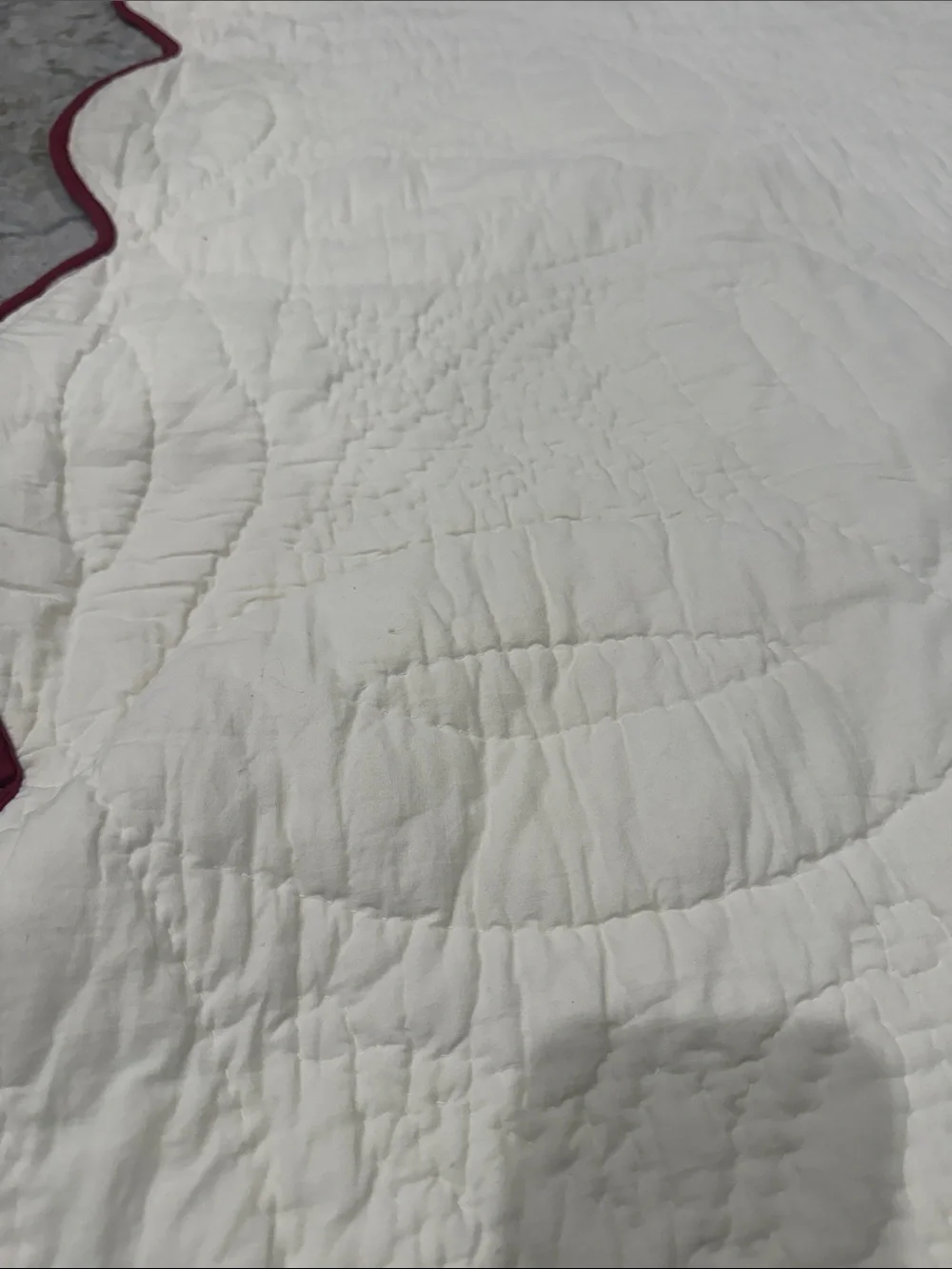 Handcrafted Quality White Quilted Bedspread with Multicolor Floral Appliqué